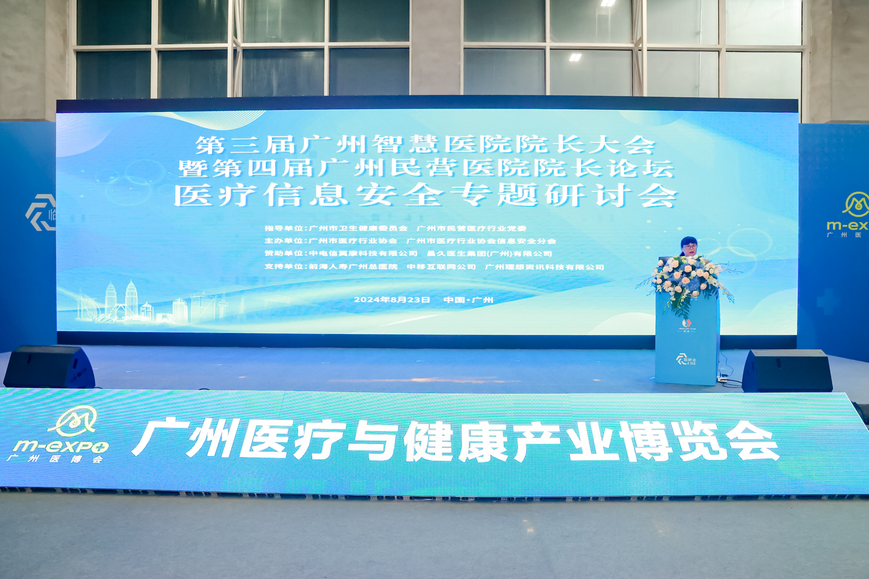 0U4A6782-opq3177733017.jpg