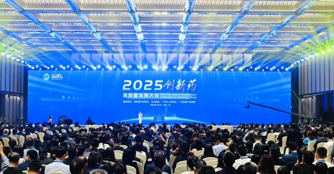 1765345216273910.jpg 54a005026772d1e5cc42c4c08185adf2.jpg